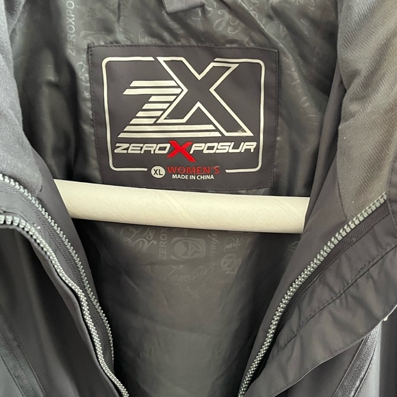 ZEROXPOSUR NWOT AUTHENTIC WOMEN’S WEATHER SYSTEM DETACHABLE HOOD JACKET - Picture 10 of 17